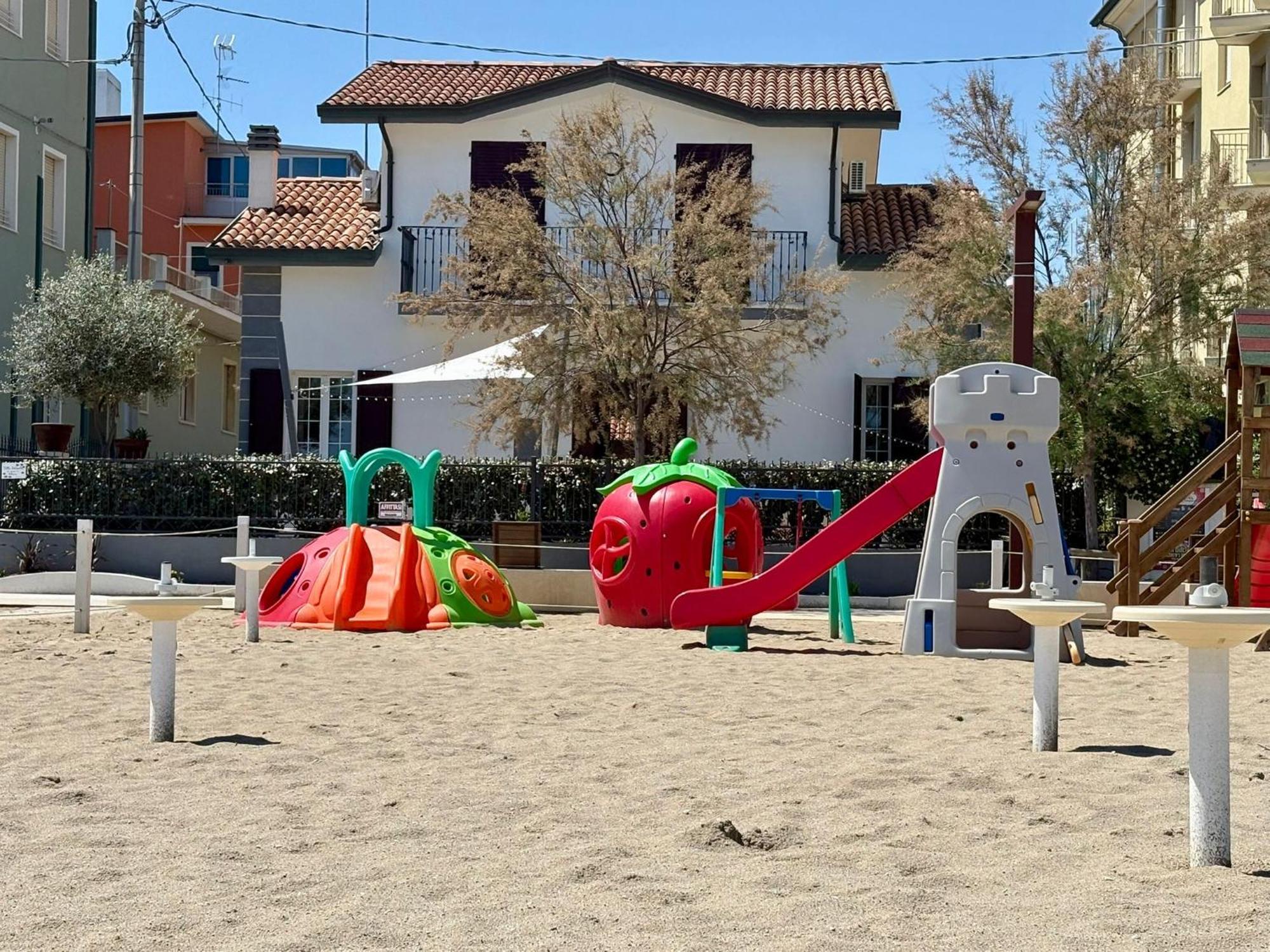Villa Dolcevita Bellaria-Igea Marina Exterior photo